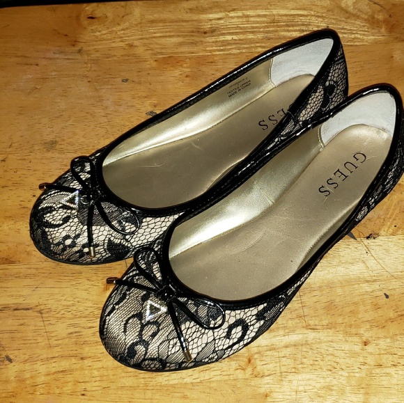 guess women's flat shoes